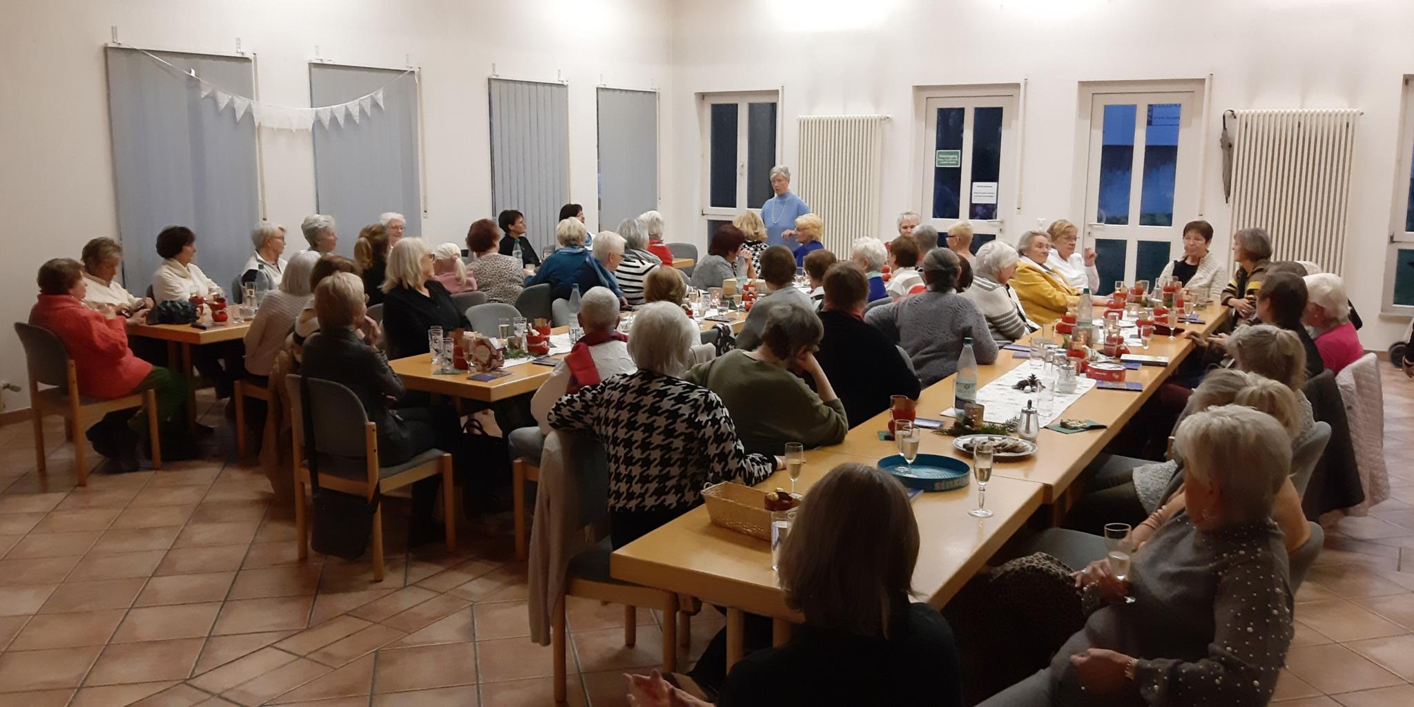 Adventskaffee der FG St. Marien (c) Frauengemeinschaft St. Marien Adventskaffee der FG St. Marien